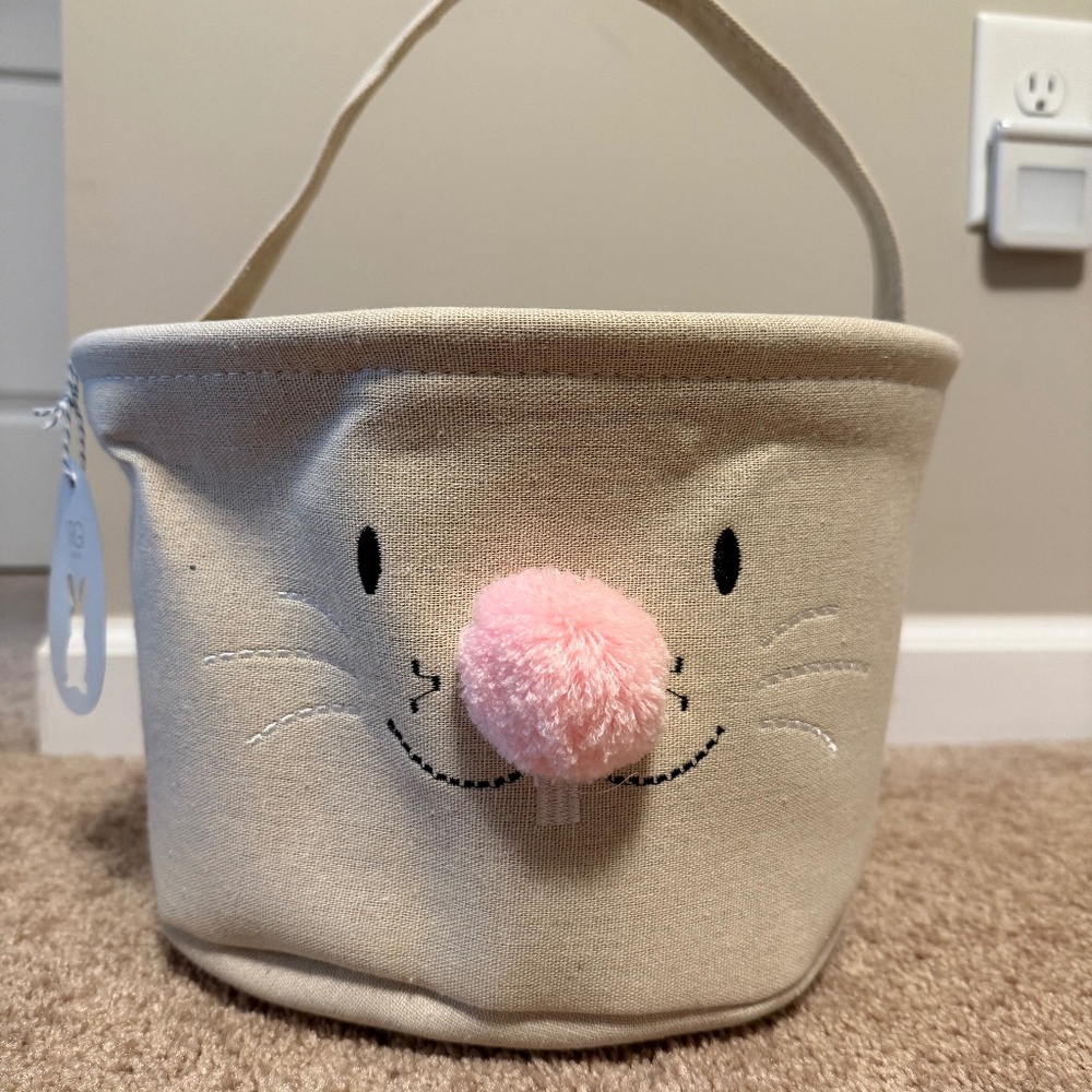 NWT Canvas Easter Basket with Bunny Face and PomPom Nose